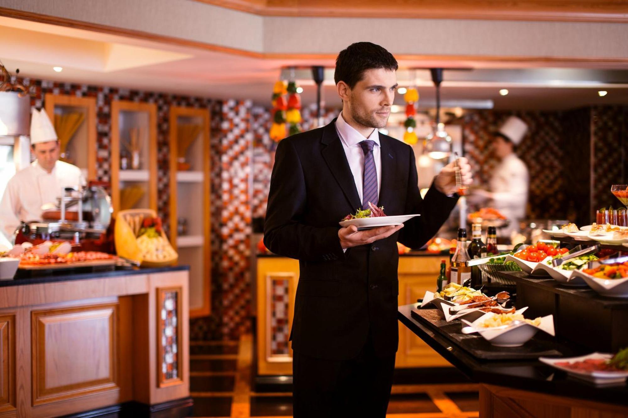 酒店 Intercontinental - By Ihg 5*