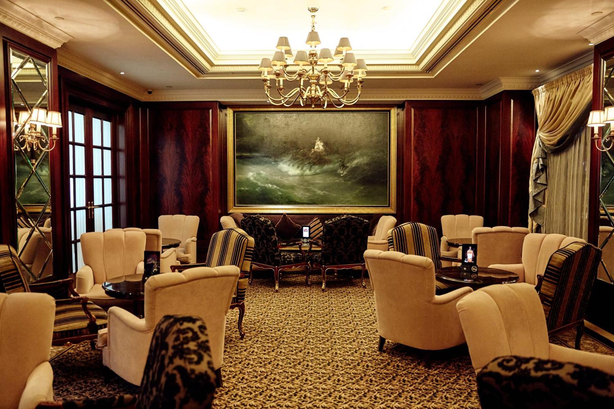 Intercontinental - By Ihg 酒店 5*